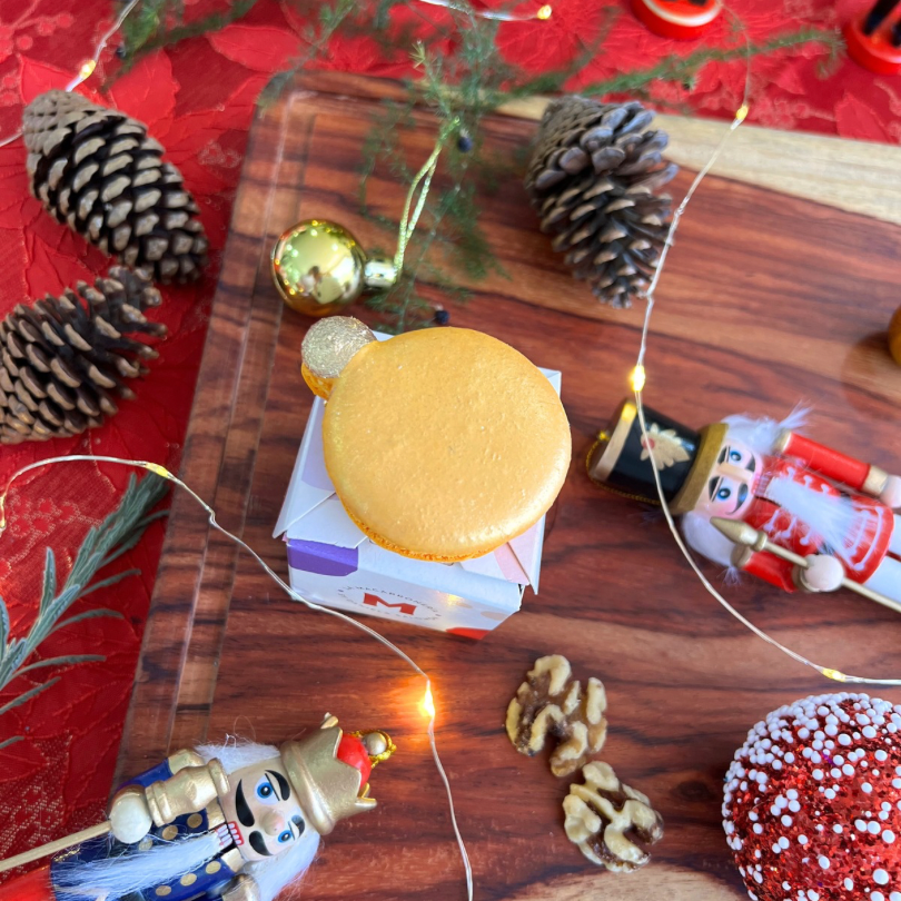 Caja 1 macaron “Bolita de navidad" - Imagen 4